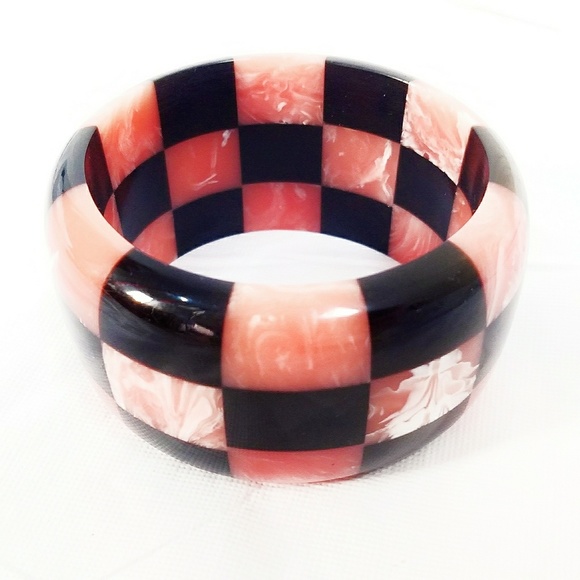 Artisan Checkerboard Lucite Chunky Bangle Bracelet - Picture 3 of 8